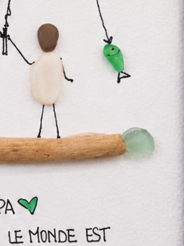 Cadeau Papa Personnalisé Galet de Mer et Bois Flotté | Tableau Famille Pêche | Cadeau Fête des Pères Unique avec Cadre - Image 5