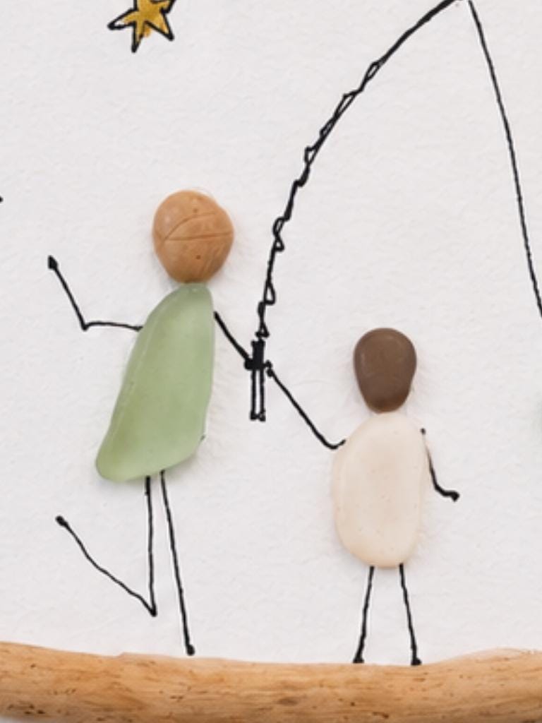 Cadeau Papa Personnalisé Galet de Mer et Bois Flotté | Tableau Famille Pêche | Cadeau Fête des Pères Unique avec Cadre - Image 3
